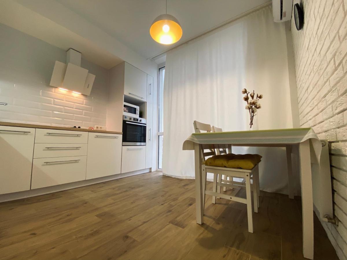 Scandinavian apartment на Марсельской, Бесконтактное заселение Крижанивка Екстериор снимка
