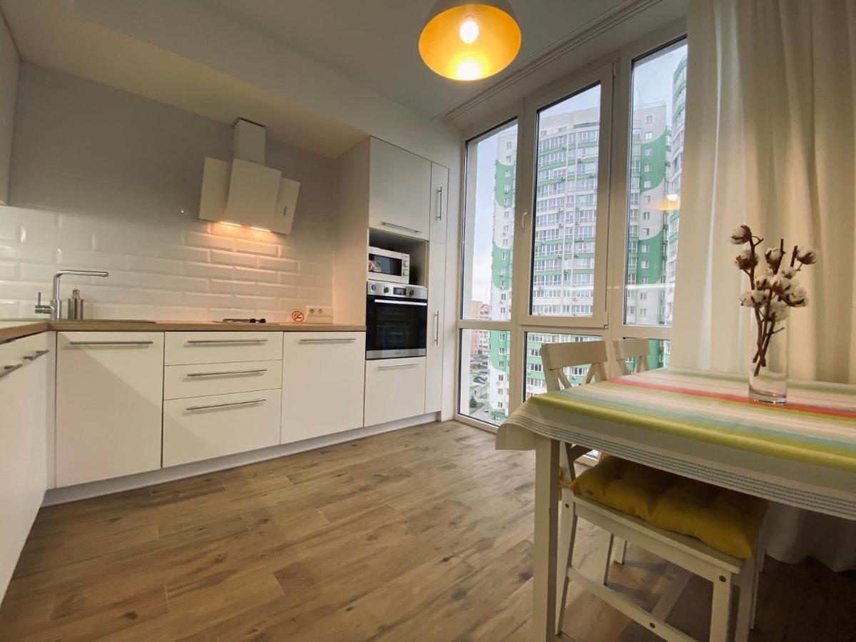 Scandinavian apartment на Марсельской, Бесконтактное заселение Крижанивка Екстериор снимка